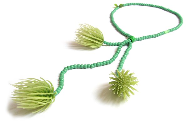 Melinda Young, Green Triple Spiker Neckpiece